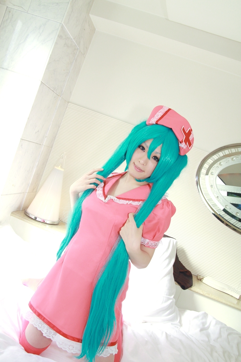 [Cosplay] Vocaloid Sexy Nurse Hatsune Miku